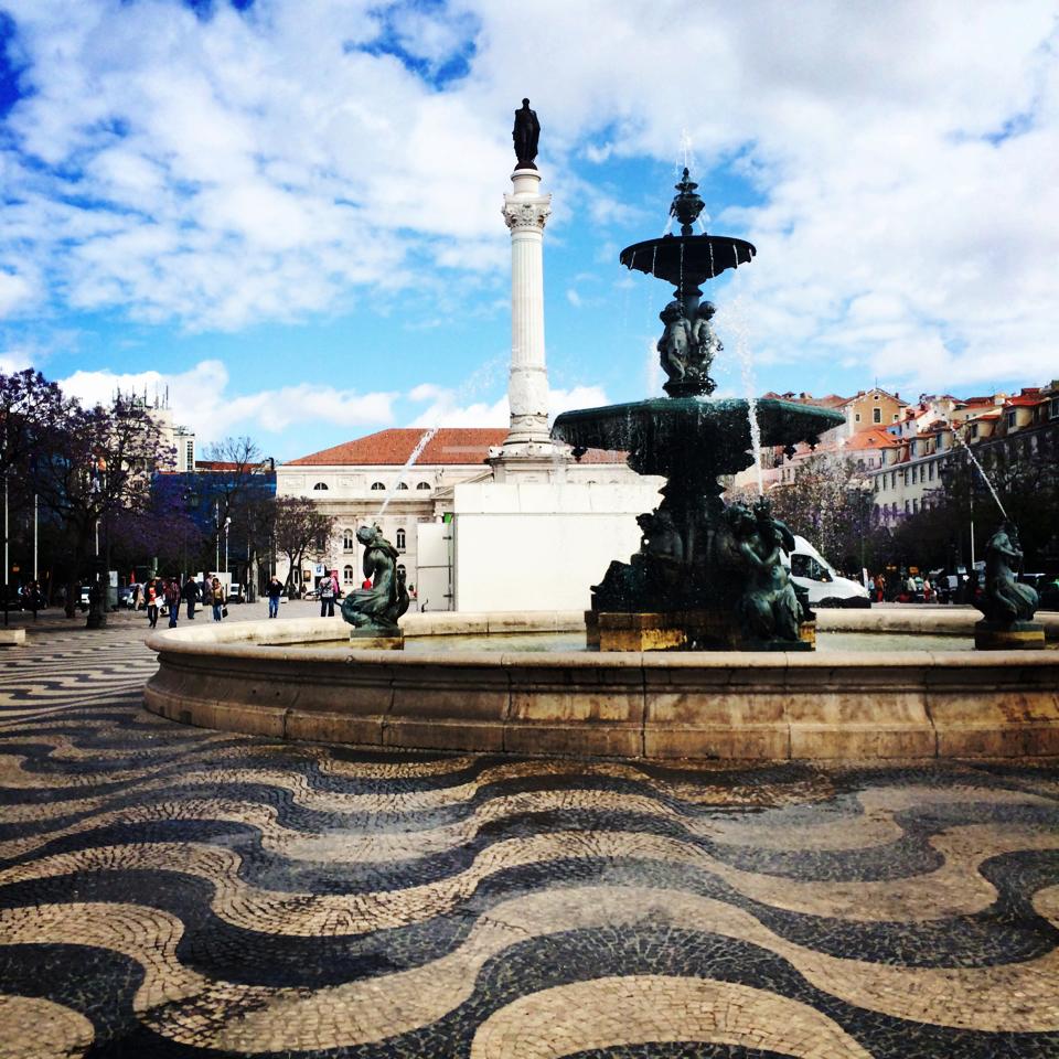 Lisbon 27 - Square
